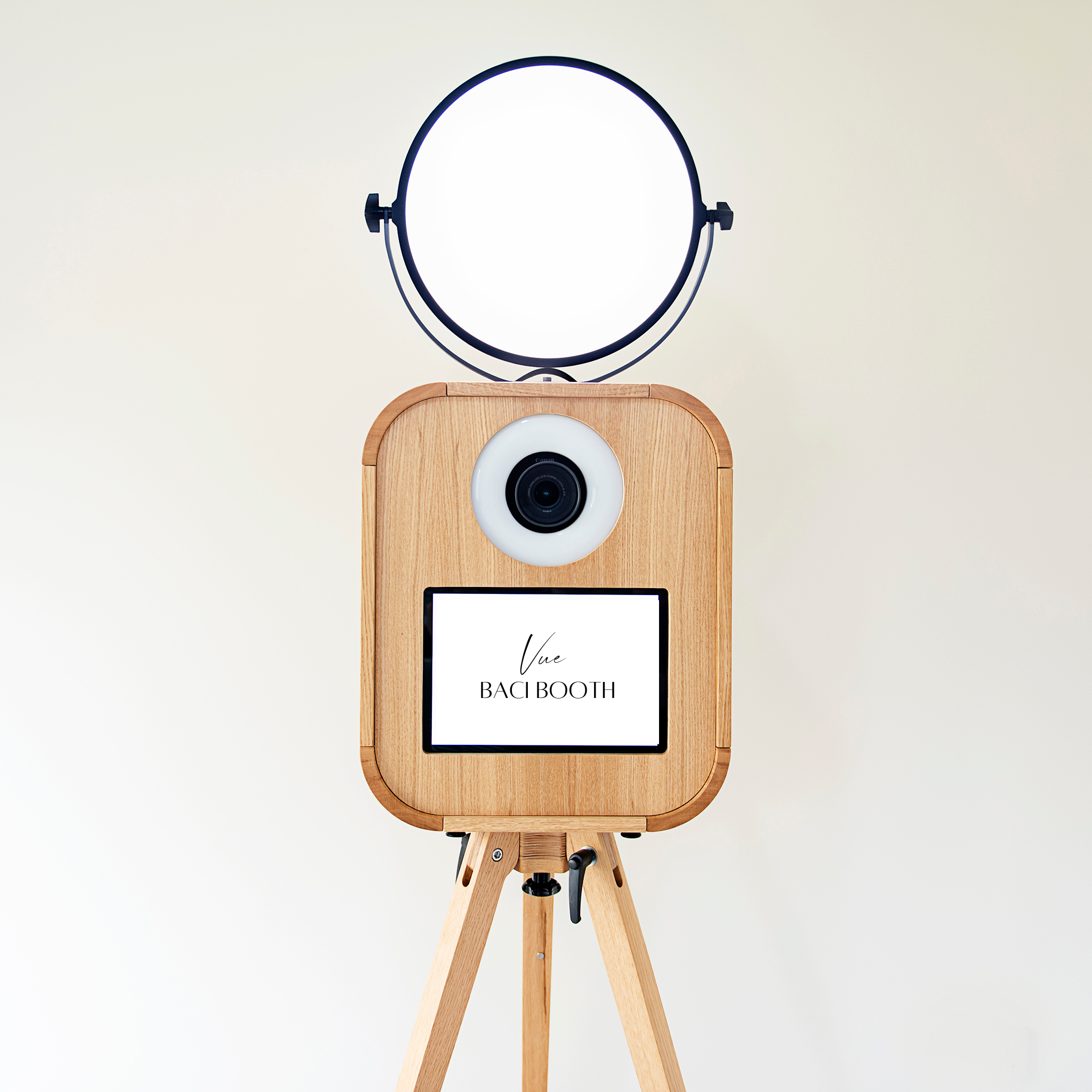Vue DSLR photo booth rental in Columbus Ohio